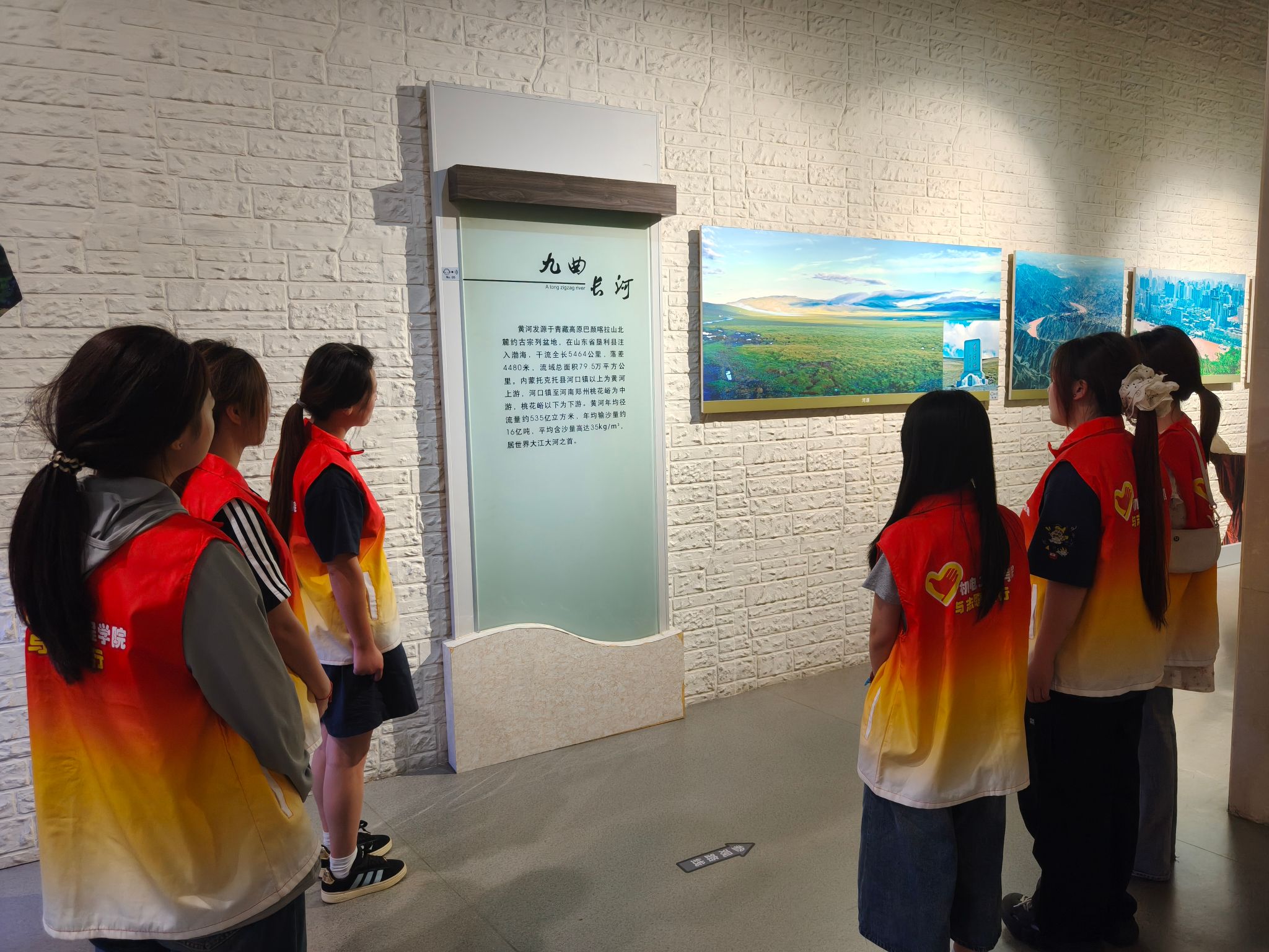 谈球吧体育