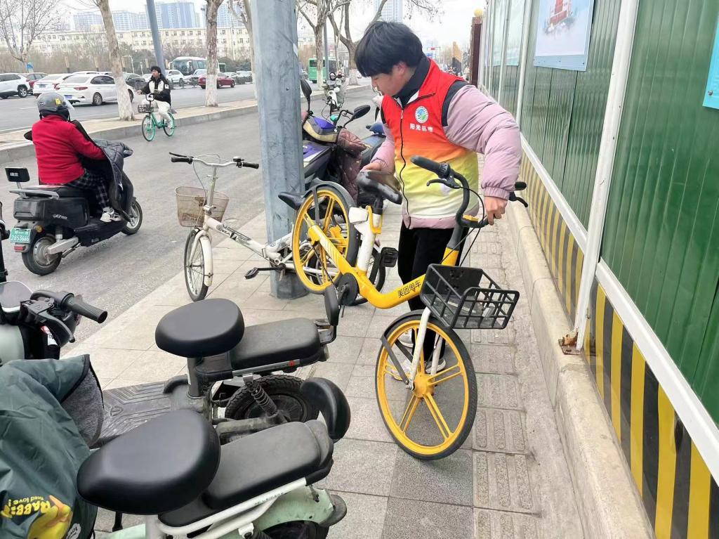 谈球吧体育